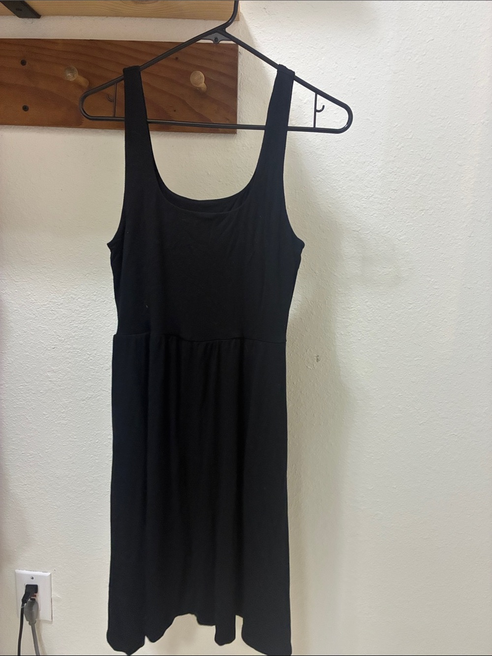 a new day Black Sleeveless Midi Scoop Neck Dress